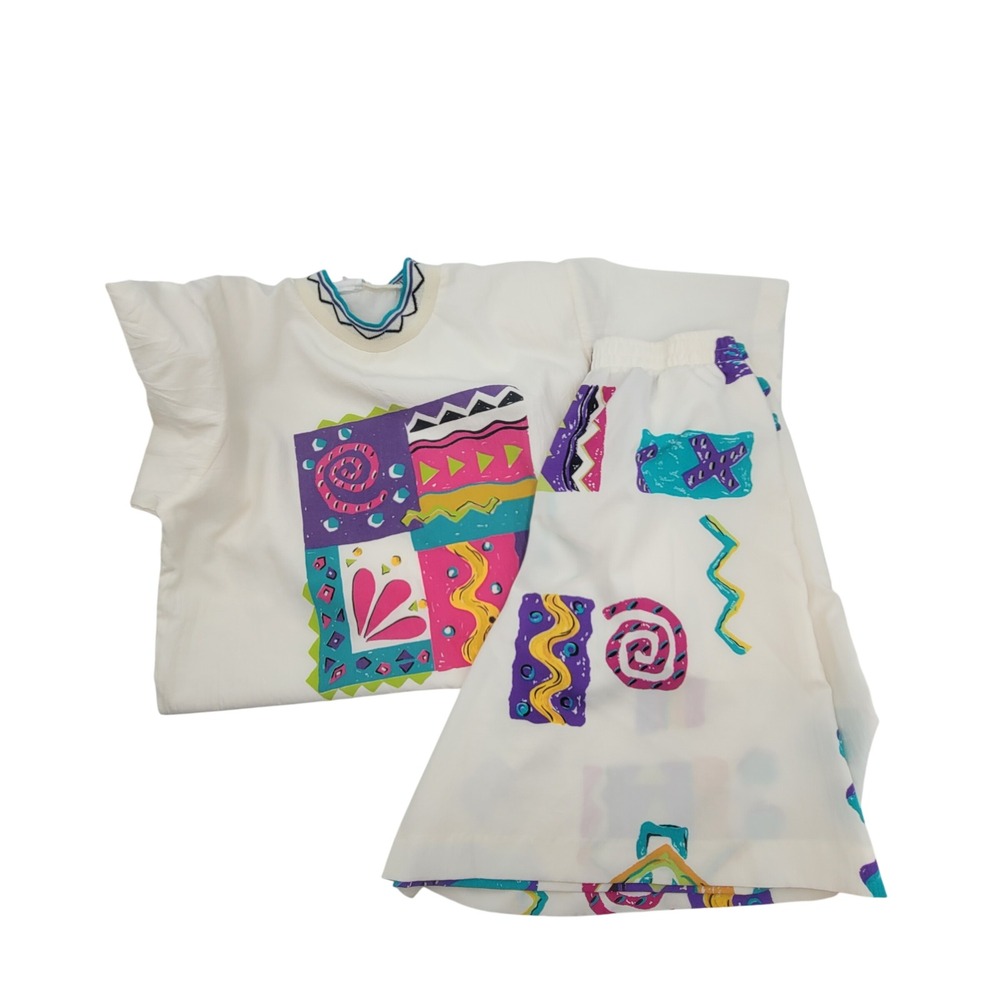 Vintage 80s 90s Abstract Geometric Matching 2 Piece Set Shorts Top Cream Retro